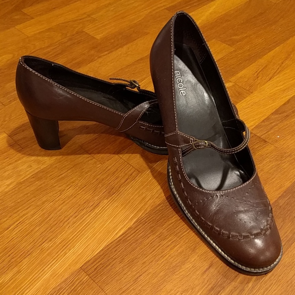 Nicole Brown Mary Janes with 2.5" heels